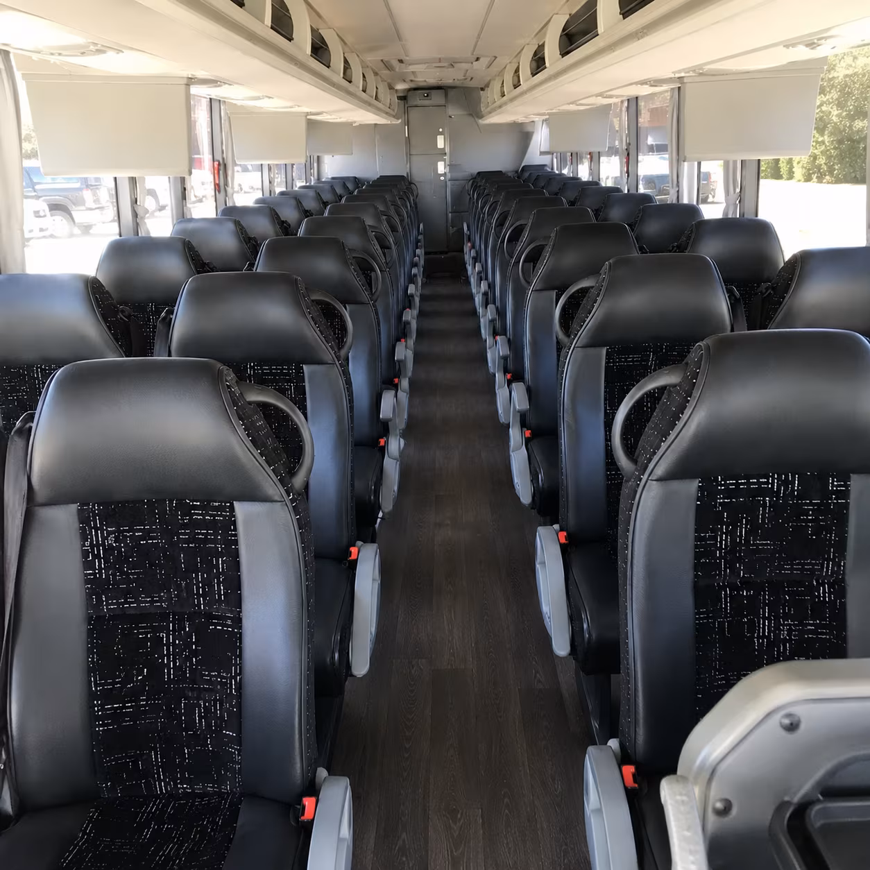 charter buses and minibuses for larger el centro prom groups