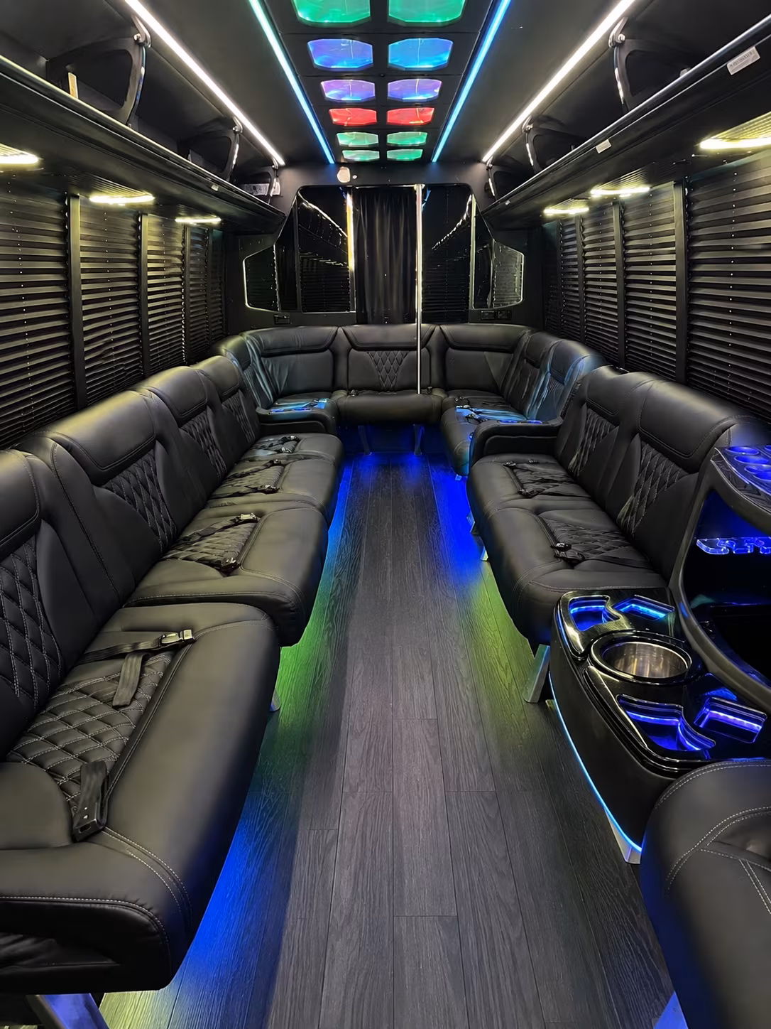 el centro 20 passenger party bus interior