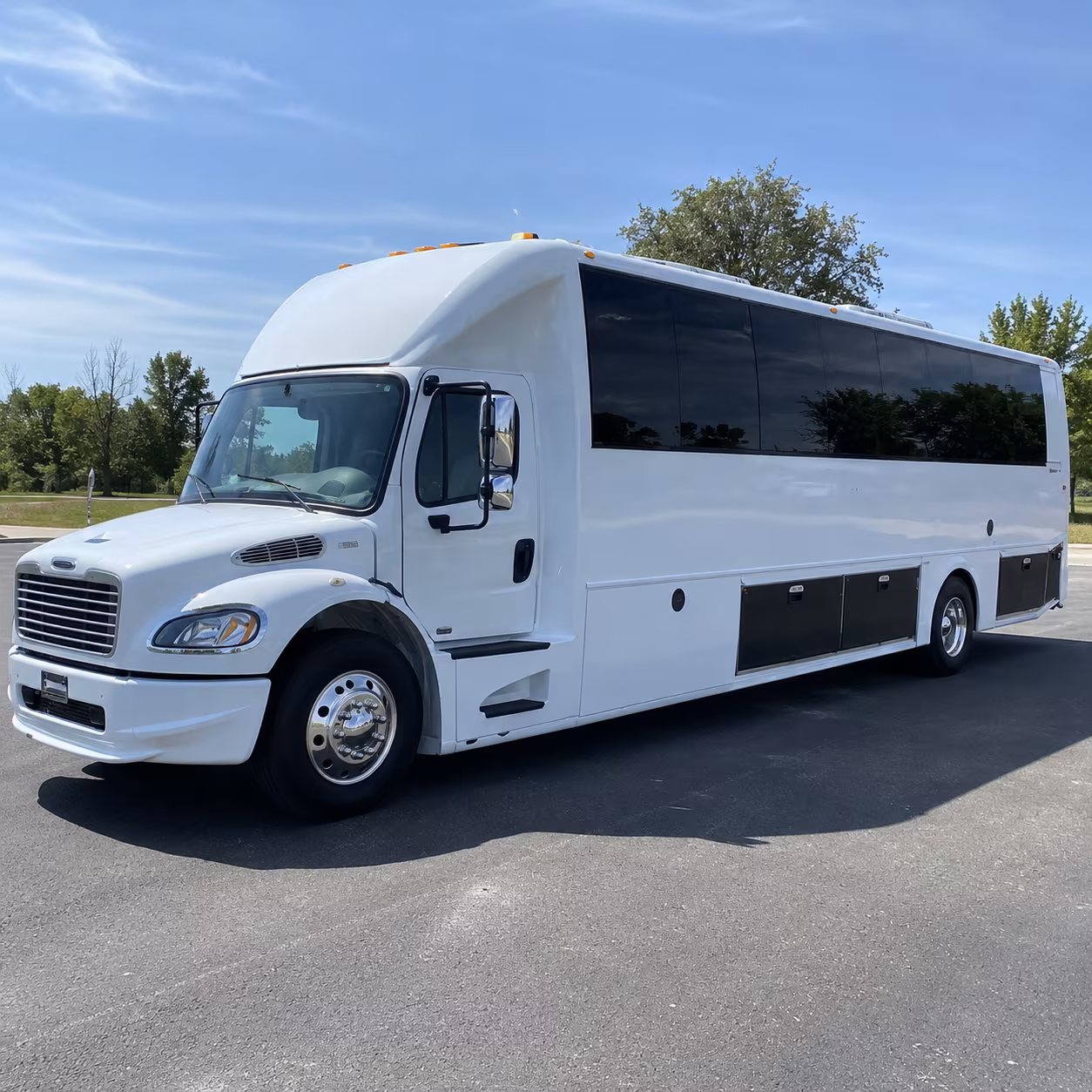 el centro 40 passenger party bus