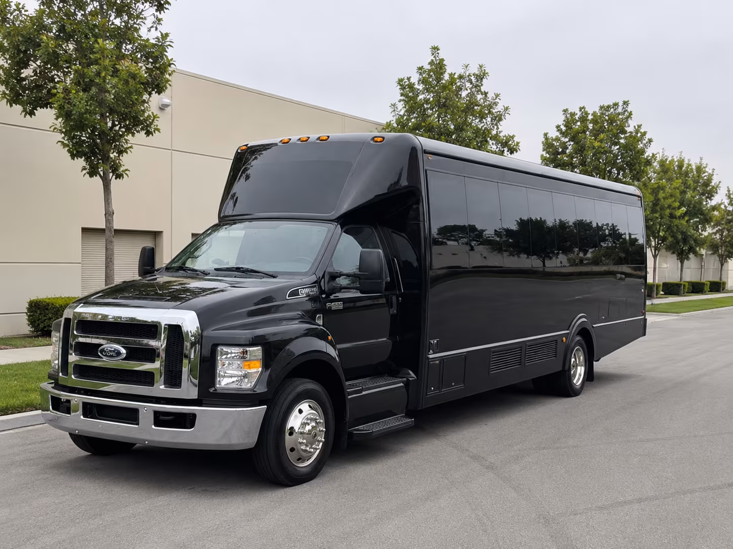 el centro quinceanera sweet 16 party bus rental