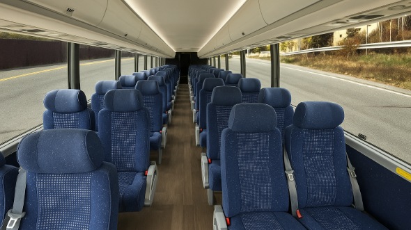 el centro 18 passenger minibus rental